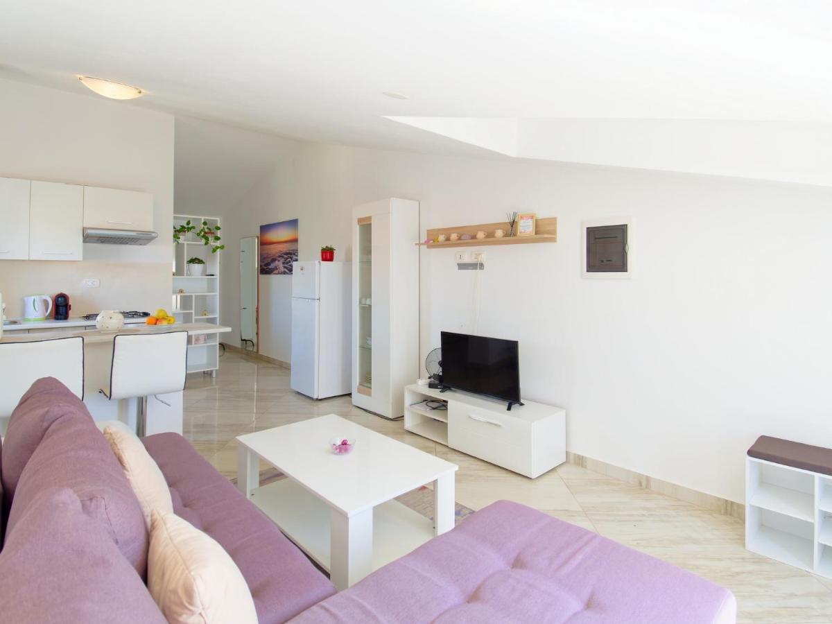 Apartments Goran By Rent Istria Умаг Екстериор снимка