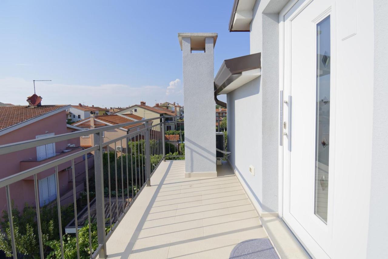 Apartments Goran By Rent Istria Умаг Стая снимка